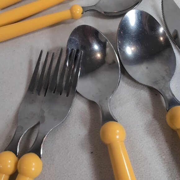 IKEA 15 Lot GRAMMATIK Vintage Flatware Yellow Plastic Fork Knives Spoon Cutlery - Picture 8 of 12